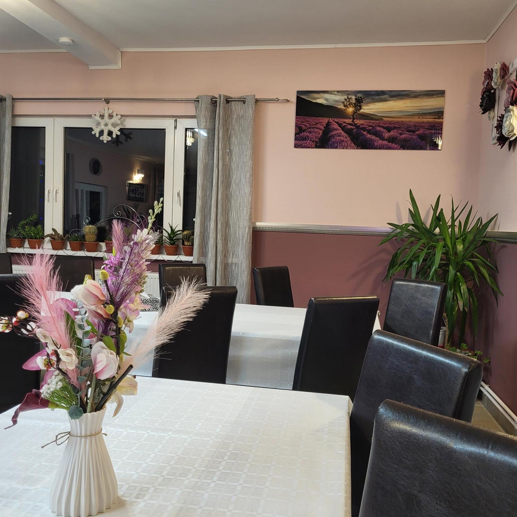 Hotel Dumbrava Ursului Zărneşti Zimmer foto