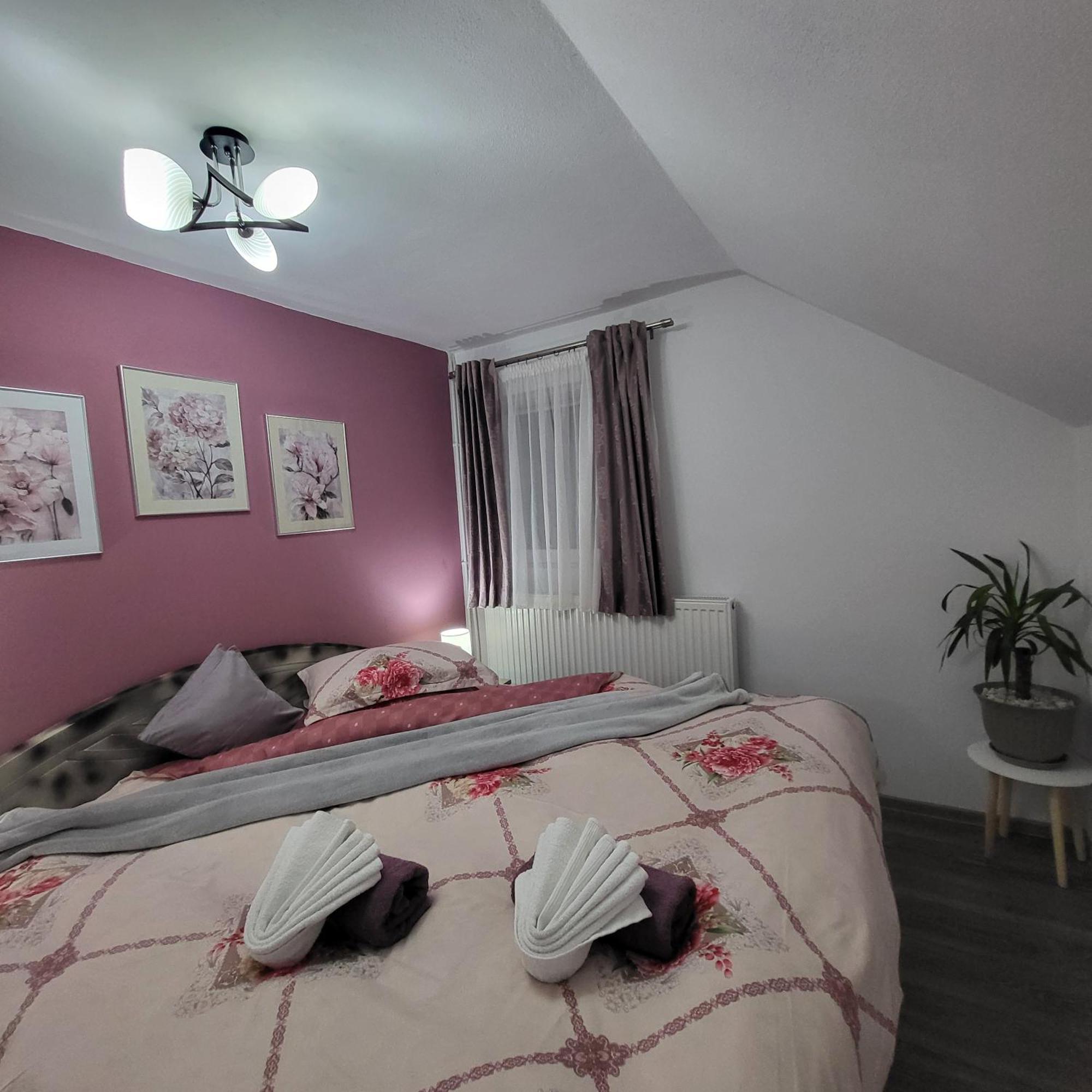 Hotel Dumbrava Ursului Zărneşti Zimmer foto